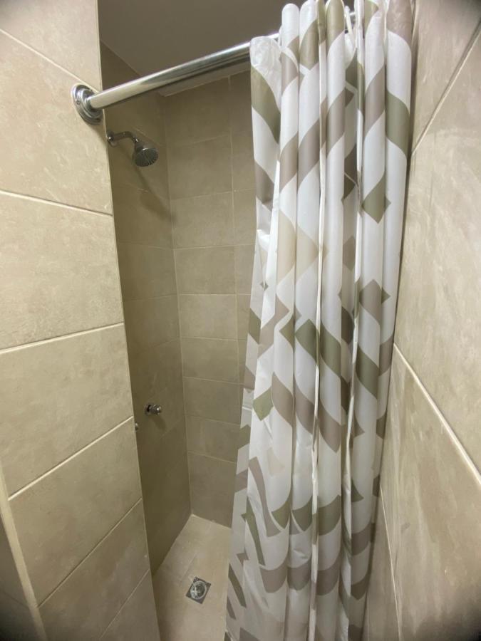 White House Apartment Гуаякуил Екстериор снимка
