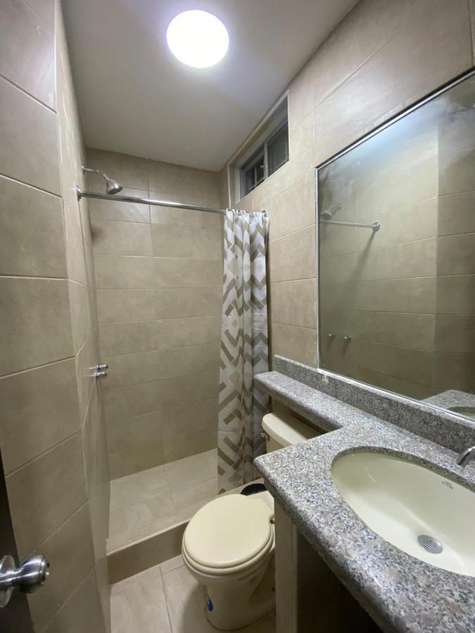 White House Apartment Гуаякуил Екстериор снимка